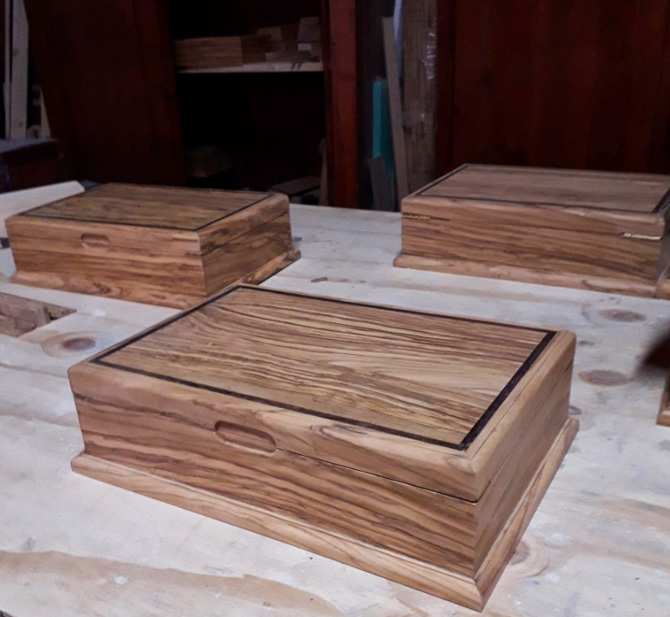 Humidor grande con intarsio di alissandro